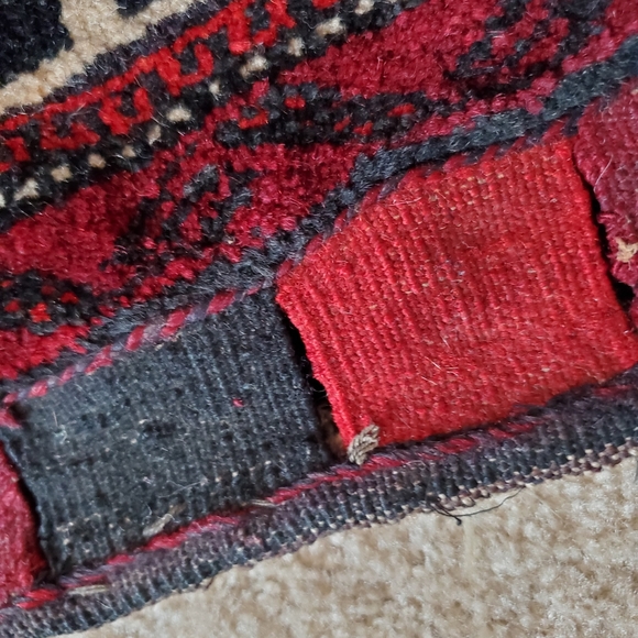 Indigenous Vintage Red and Black Carpet Women's Shoulder Bag - Picture 5 of 11